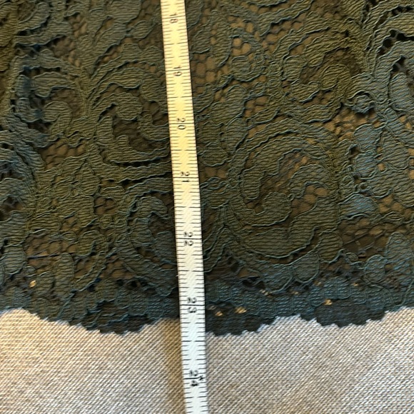 Beautiful HALLHUBER Dark Green Lace skirt, Sz 10. European brand. - Picture 11 of 11